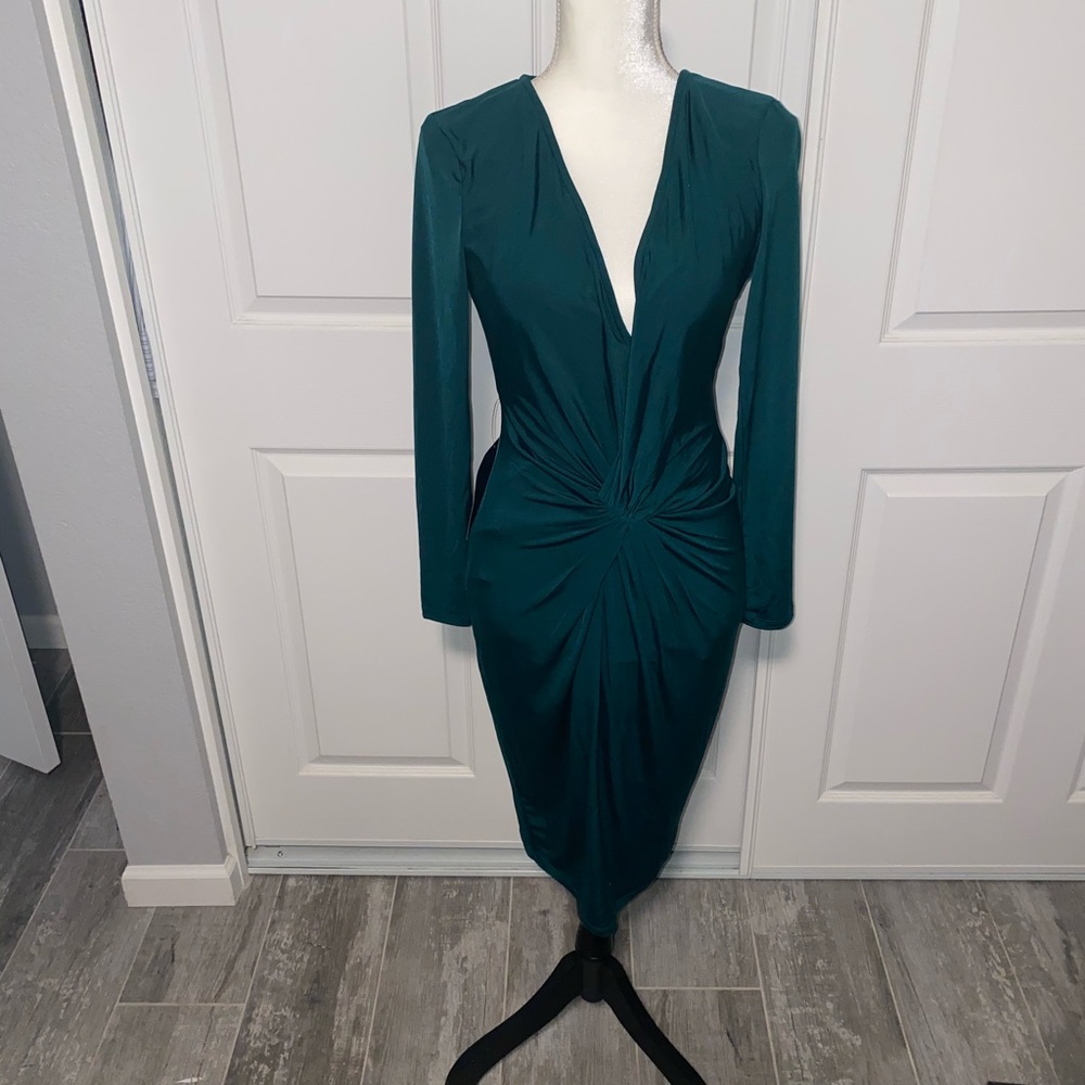 NWT Bebe Twist Front Dress